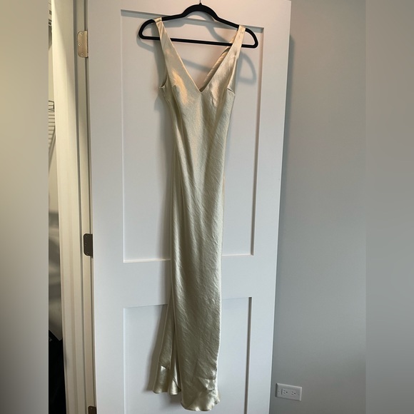 ASOS light green satin dress, NWT - Picture 4 of 5